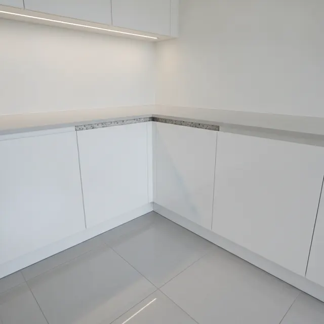 Photo for the request: two kitchen worktops need to be joined smoothly