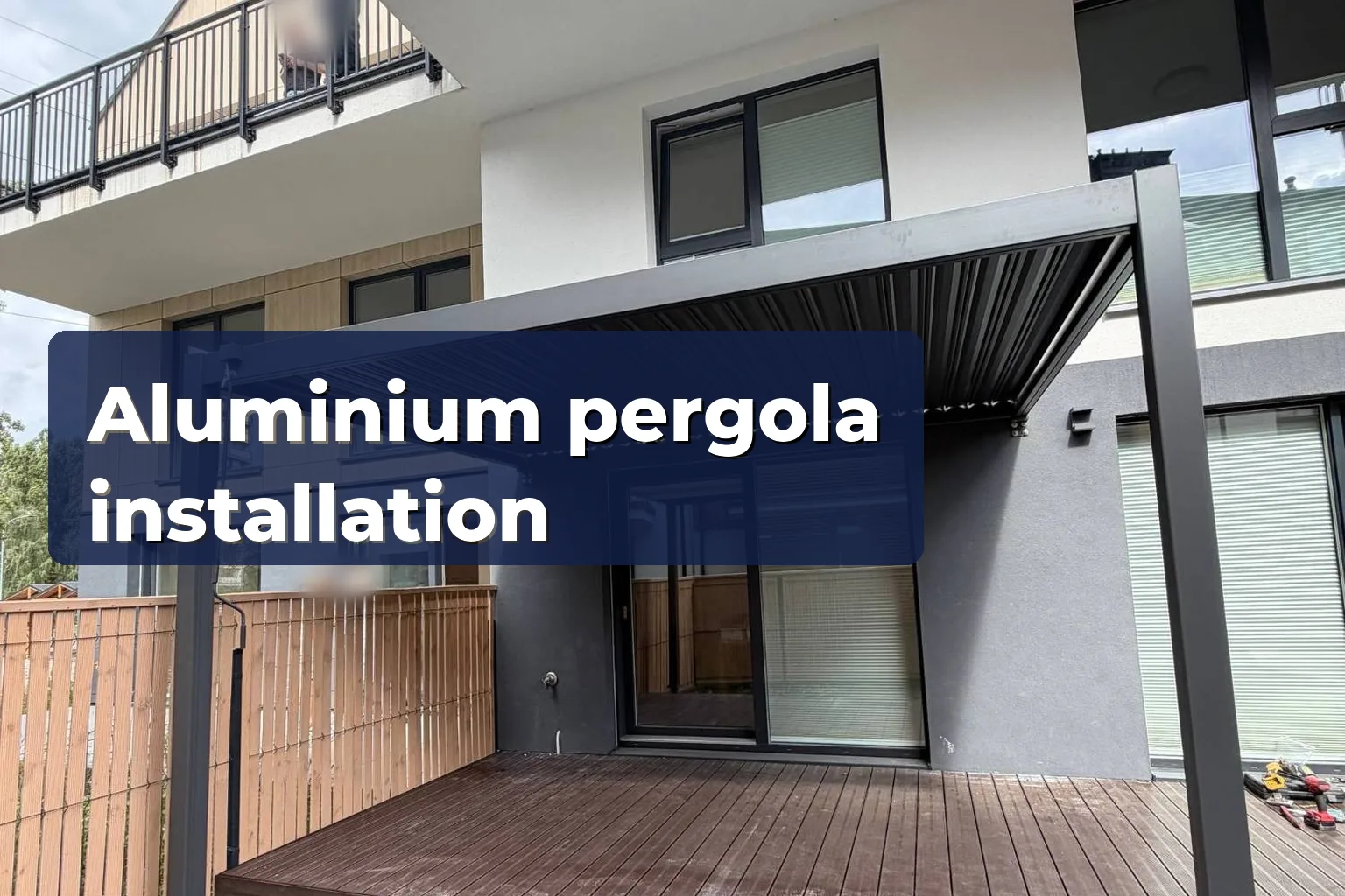 Aluminium pergola installation: footings, posts and louvres